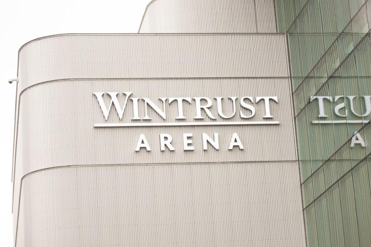 Apartment 7 Star The Malia Oasis 3br 1 Half Bath Office Space Chicago