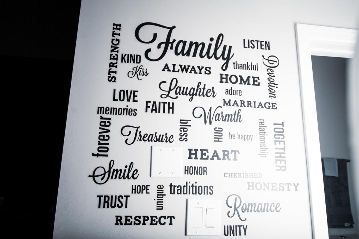 7 Star The Malia Oasis 3br 1 Half Bath Office Space *