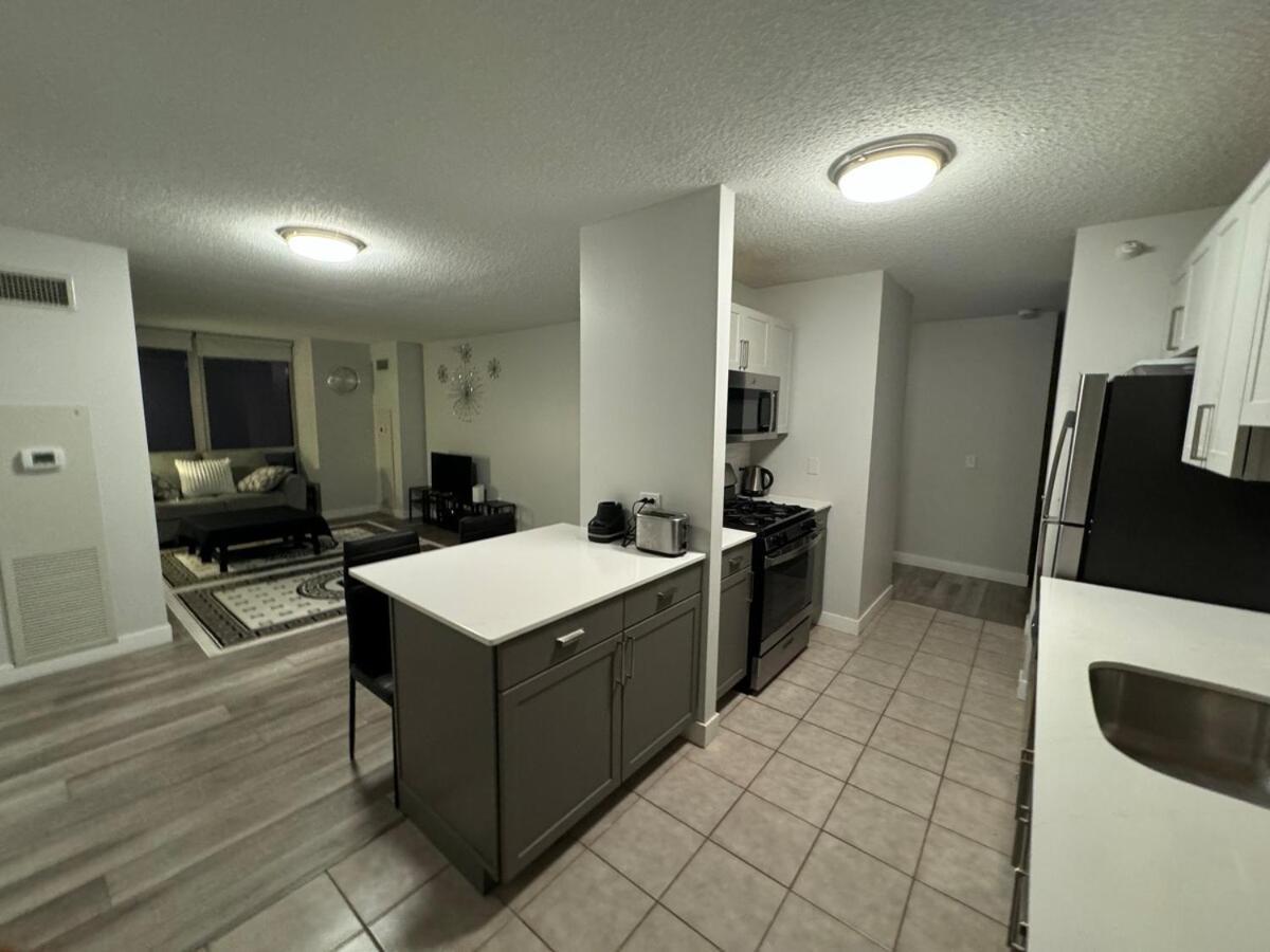 Cozy 2 Bedroom By Lakeshore