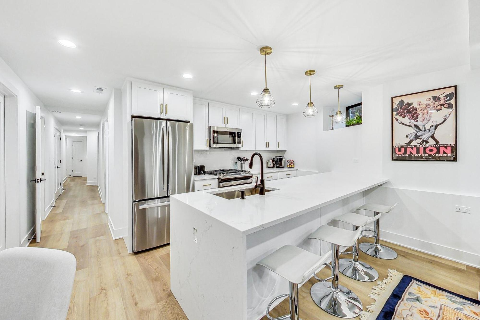 Luxurious Lincoln Park With Gourmet Kitchen Chicago