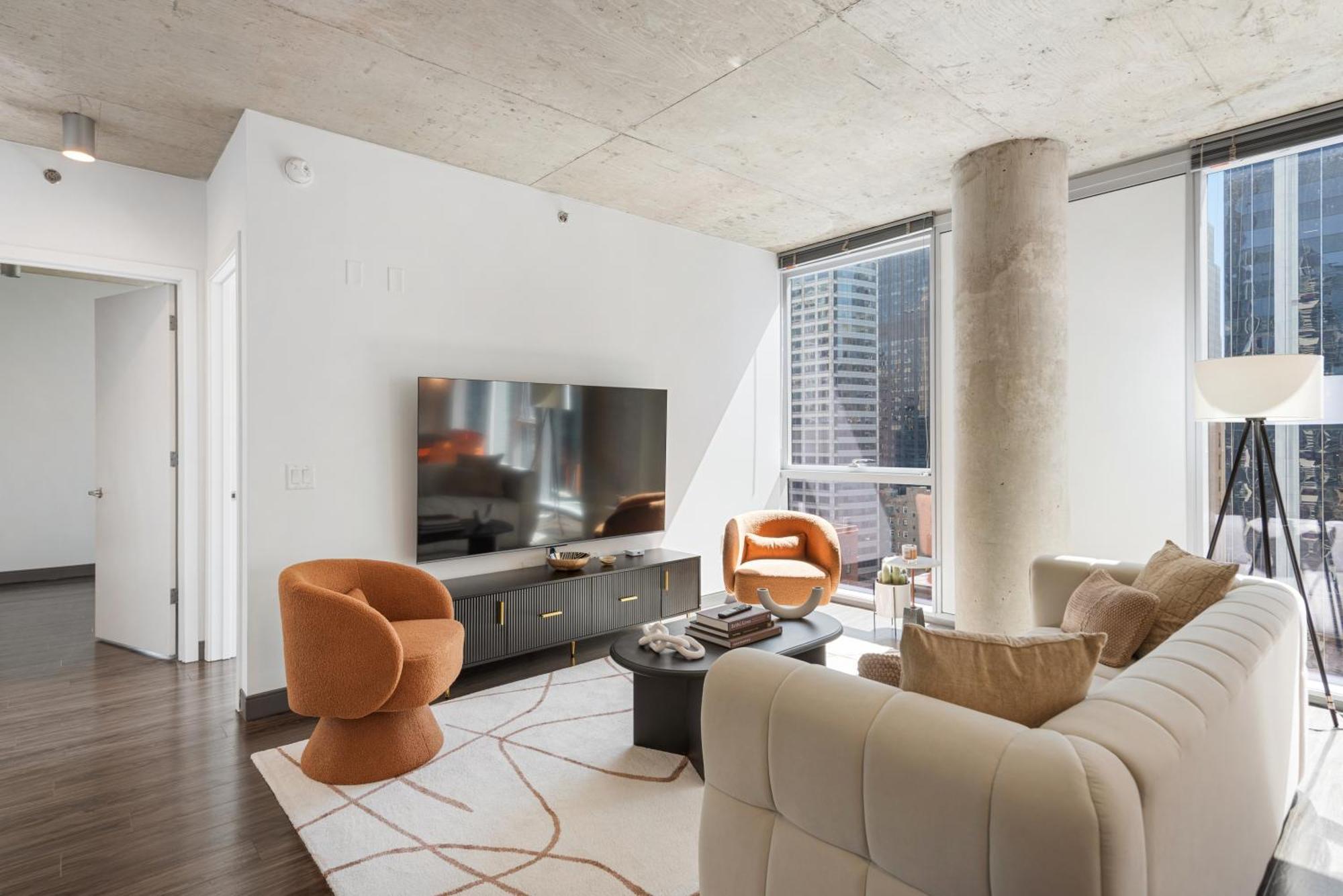 Apartment Linea Luxury Living With Indoor Pool And Rooftop Views In The Loop