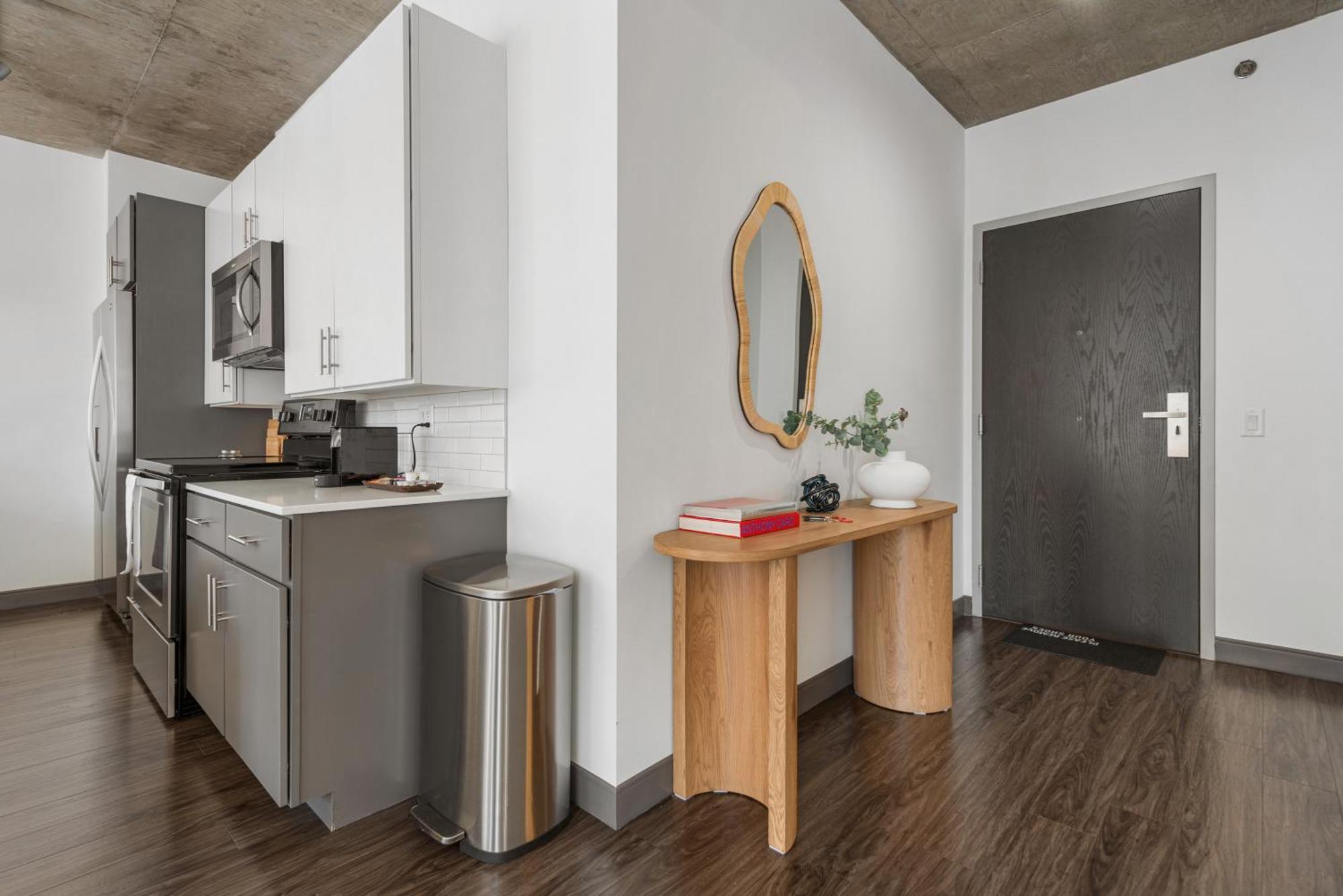 Linea Luxury Living With Indoor Pool And Rooftop Views In The Loop