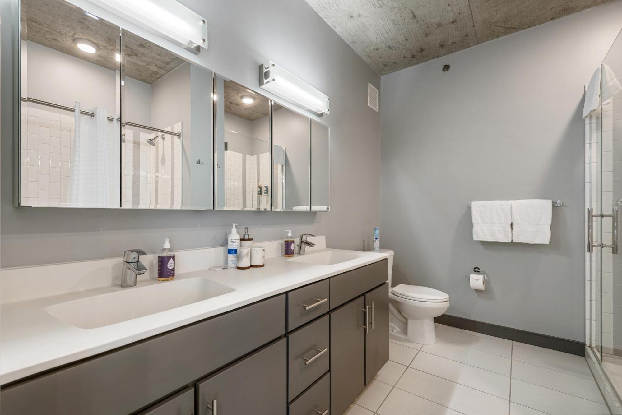 Linea Luxury Living With Indoor Pool And Rooftop Views In The Loop Apartment Chicago