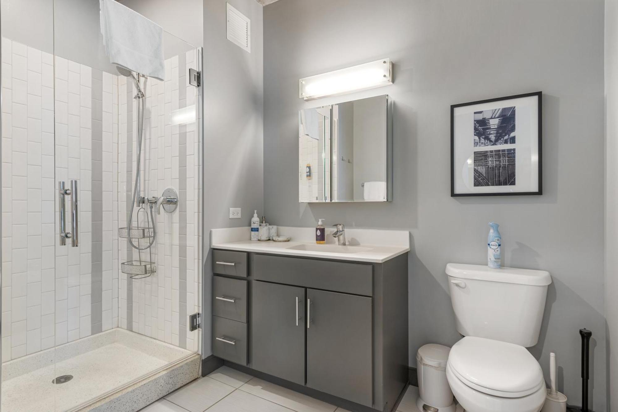 Linea Luxury Living With Indoor Pool And Rooftop Views In The Loop