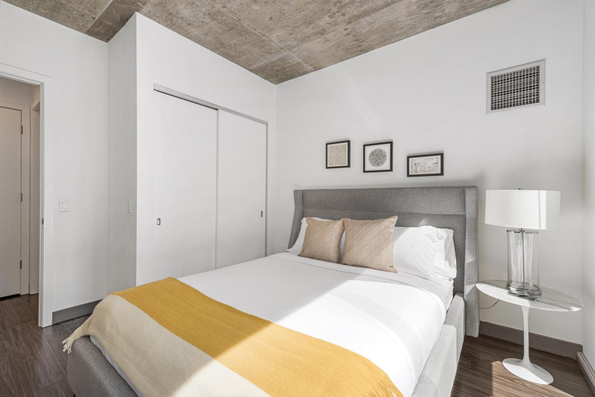 Apartment Linea Luxury Living With Indoor Pool And Rooftop Views In The Loop Chicago