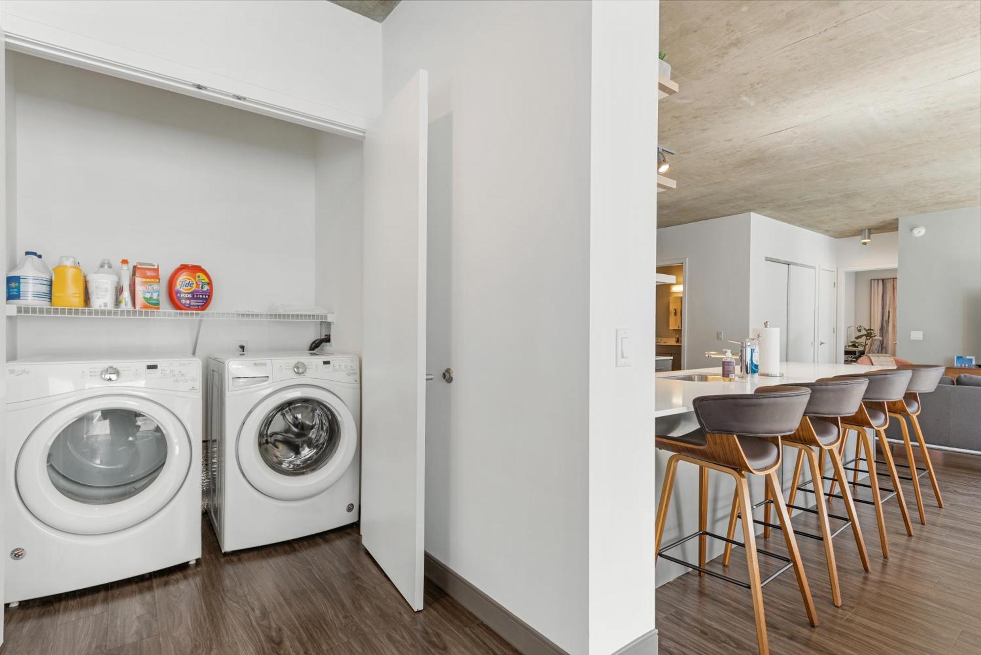 Linea Luxury Living With Indoor Pool And Rooftop Views In The Loop *