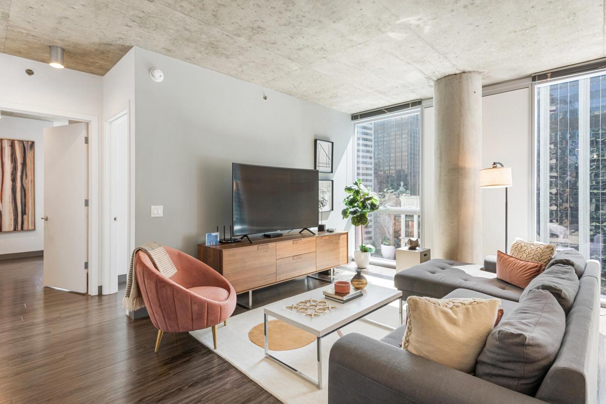 Linea Luxury Living With Indoor Pool And Rooftop Views In The Loop