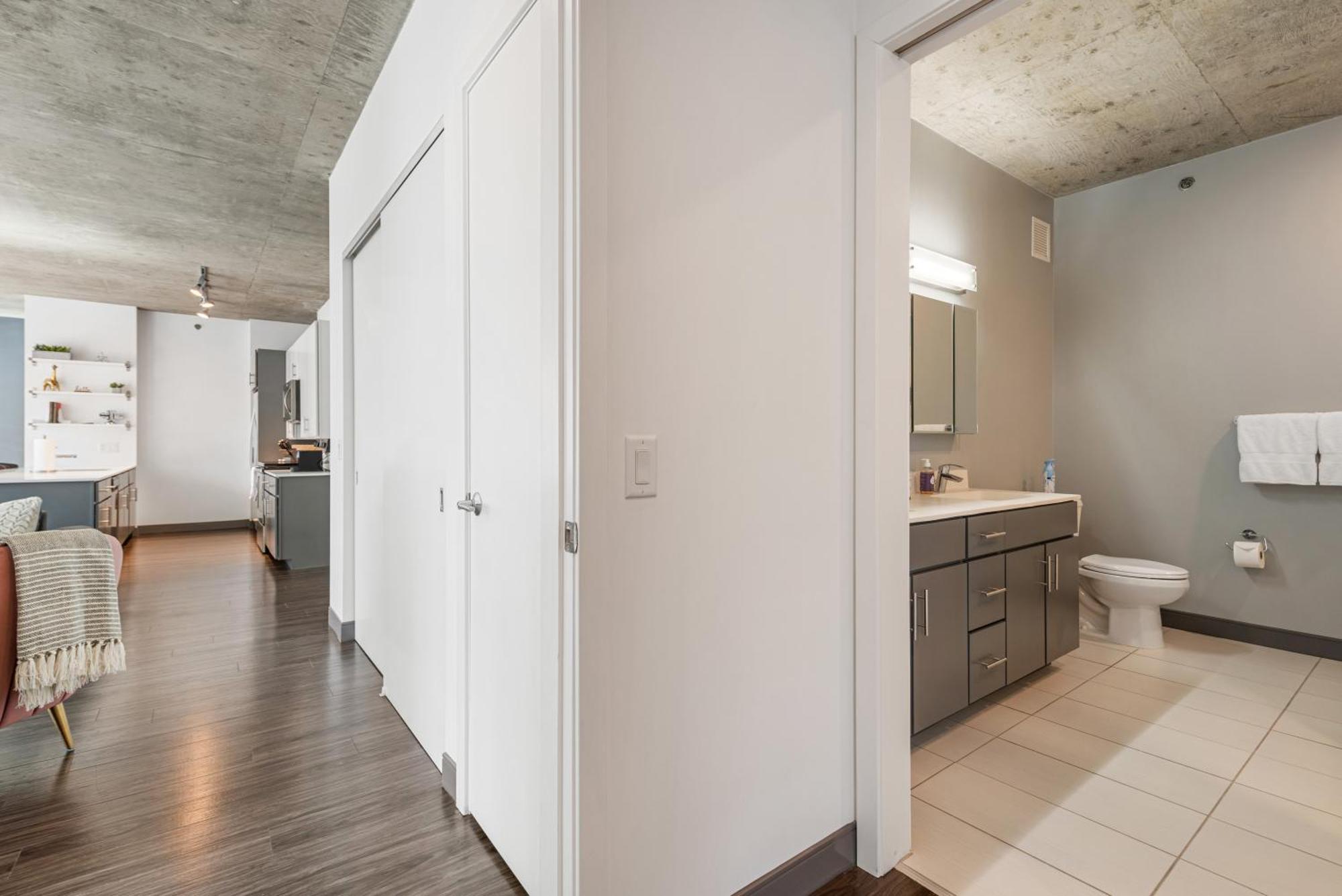 Apartment Linea Luxury Living With Indoor Pool And Rooftop Views In The Loop *