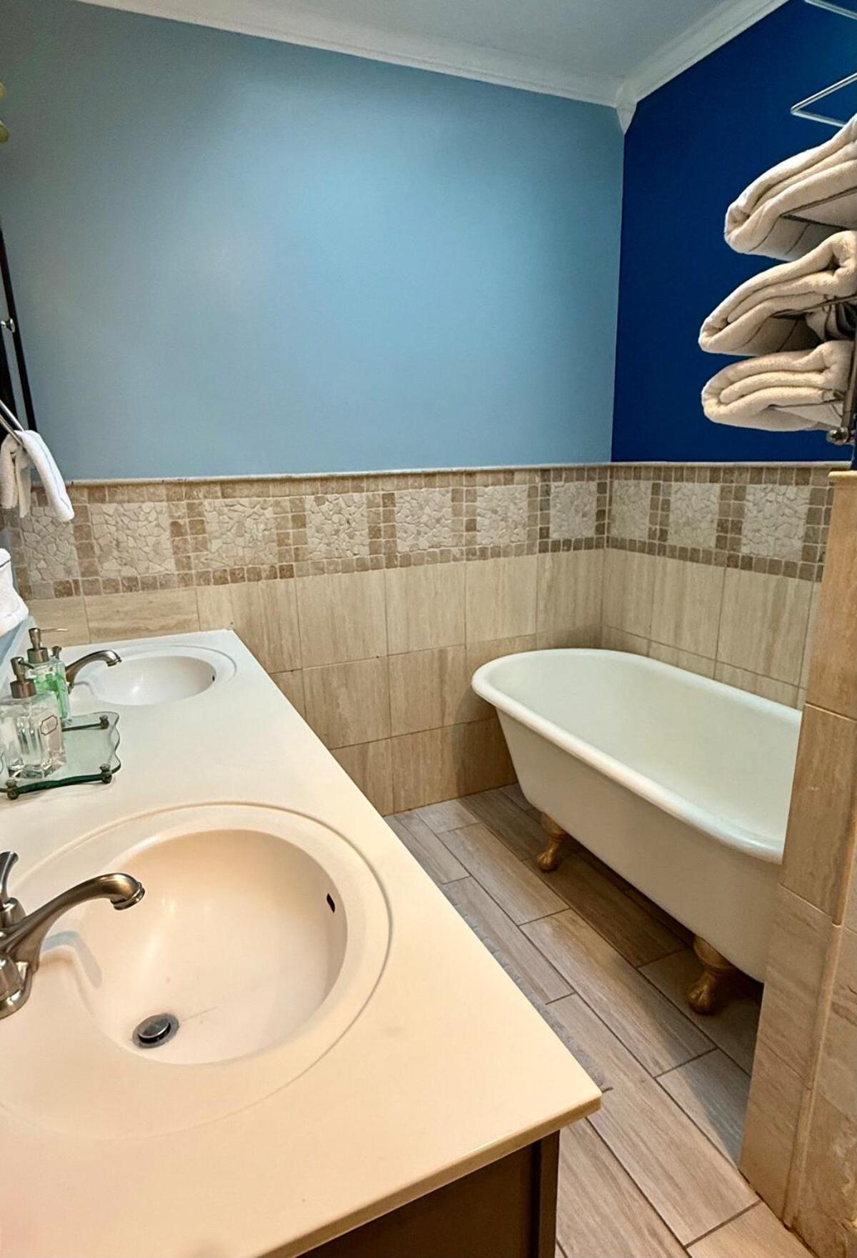 Stunning In Prime With Private Pool Appartement