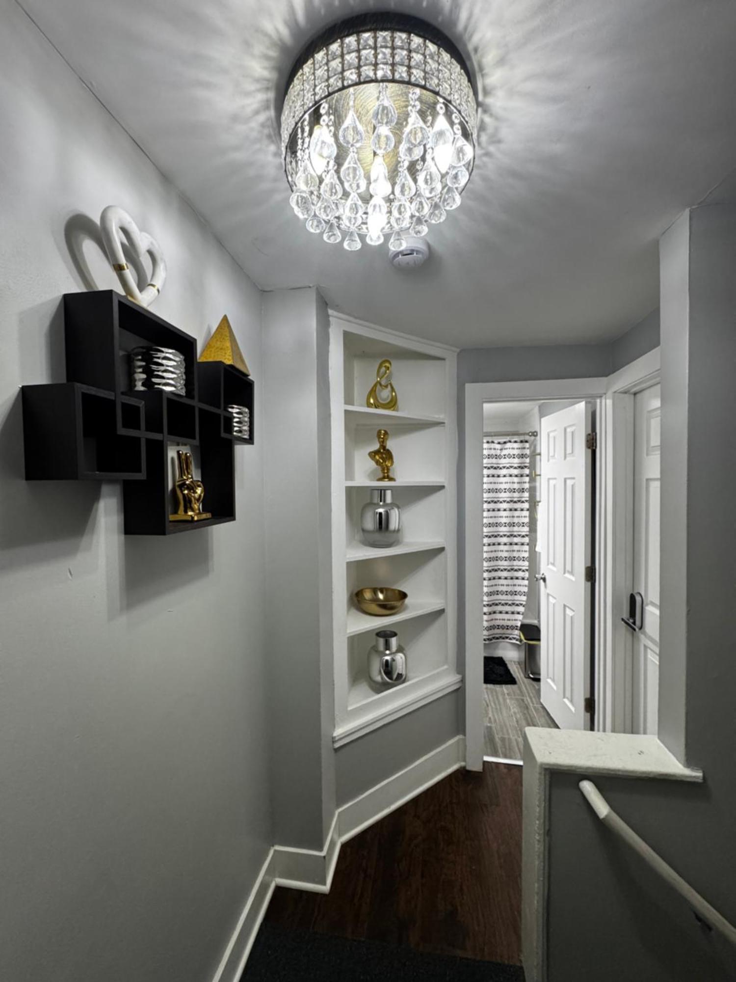 Hamaline Luxury * Chicago