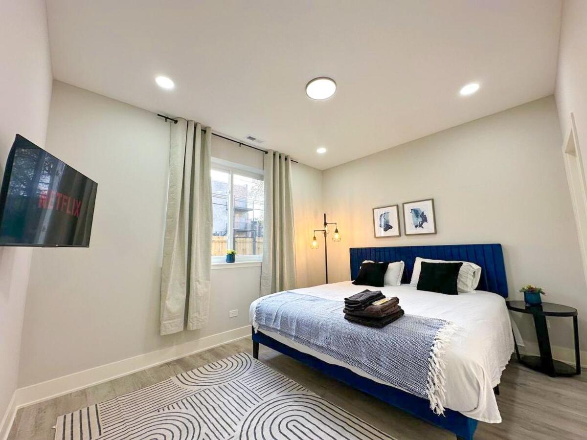 Apartment Spacious 3Br Family Oasis Sleeps 8 With Free Parking Near Medical District, Douglas Park And University Of Illinois Chicago *