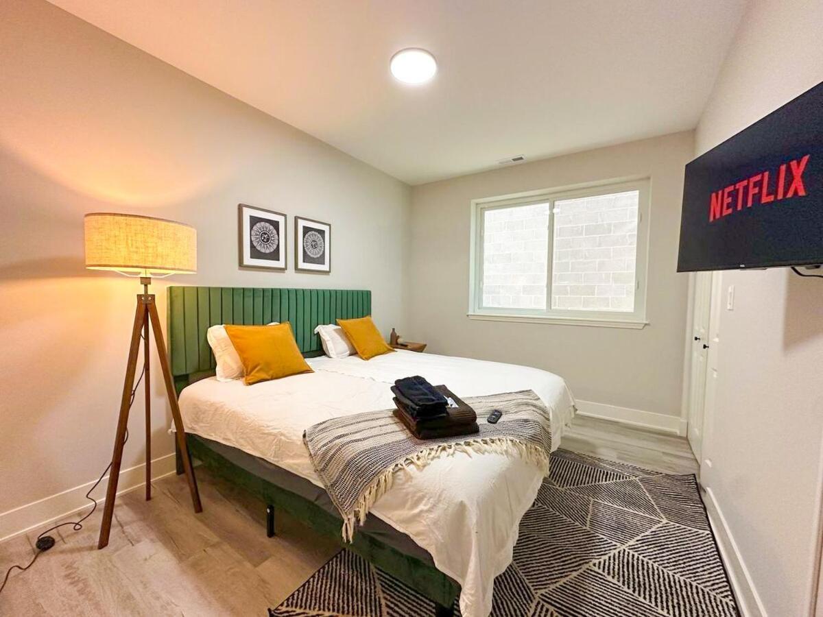Spacious 3Br Family Oasis Sleeps 8 With Free Parking Near Medical District, Douglas Park And University Of Illinois Chicago