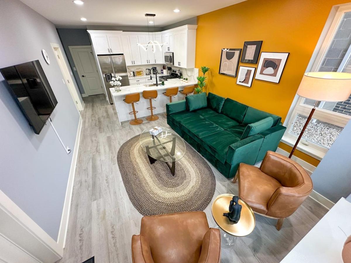 Spacious 3Br Family Oasis Sleeps 8 With Free Parking Near Medical District, Douglas Park And University Of Illinois Chicago Apartment *