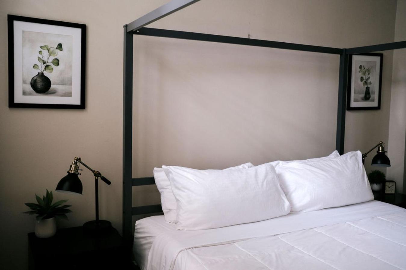 1 Rated 4br Lincoln Park House - King Bed * Chicago