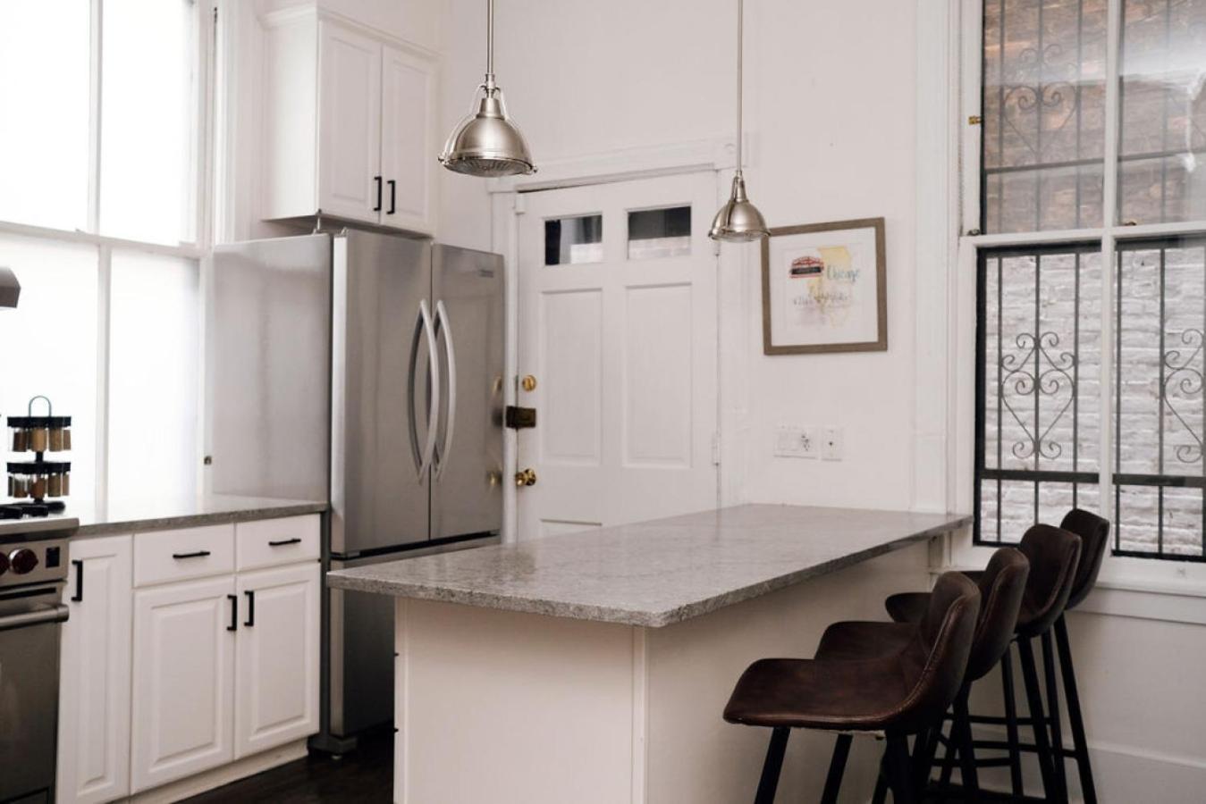 Holiday home 1 Rated 4br Lincoln Park House - King Bed Chicago