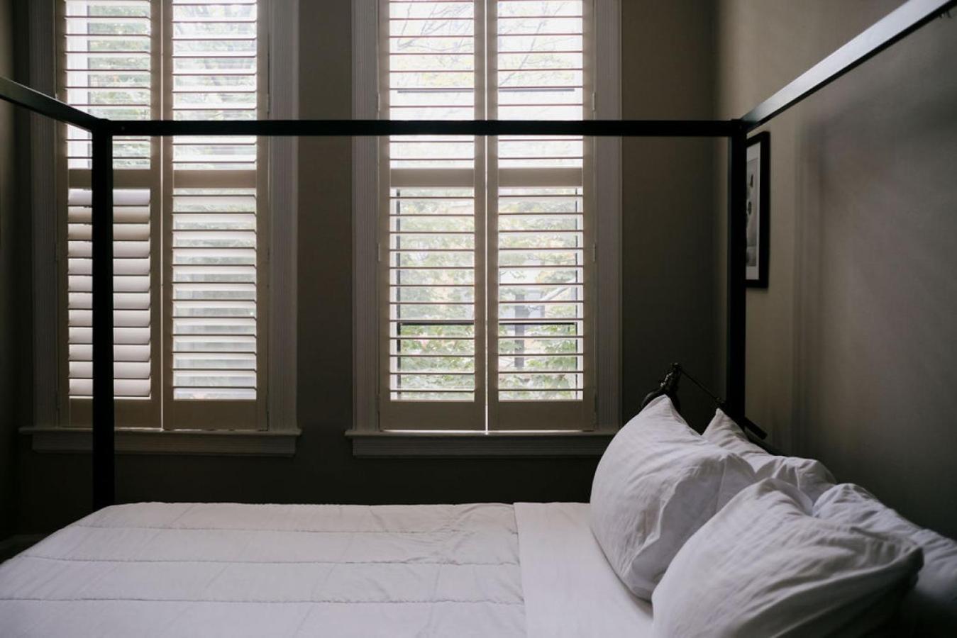 1 Rated 4br Lincoln Park House - King Bed