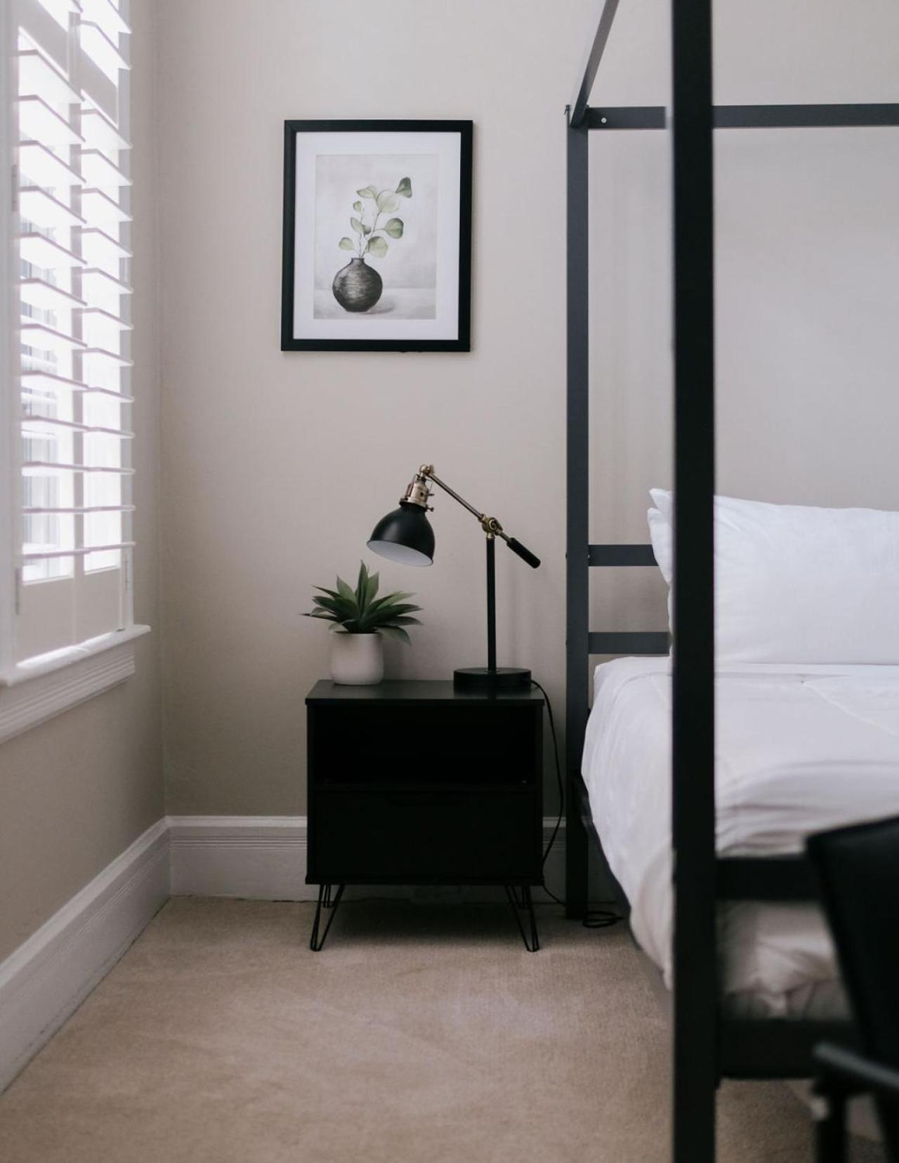 Holiday home 1 Rated 4br Lincoln Park House - King Bed Chicago