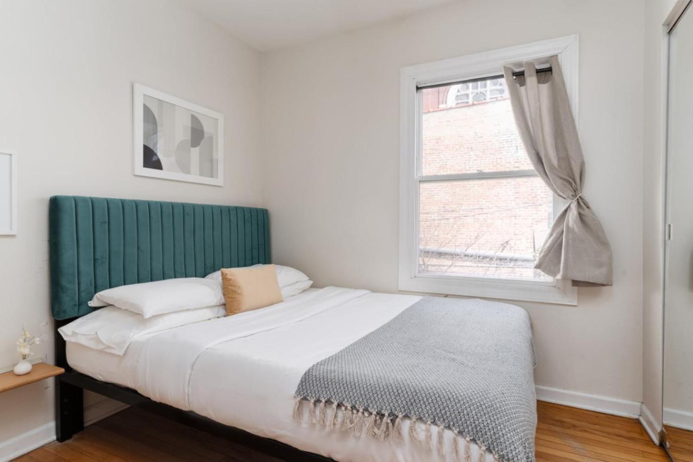 Sunlit In Lively Wicker-bucktown Apartment *