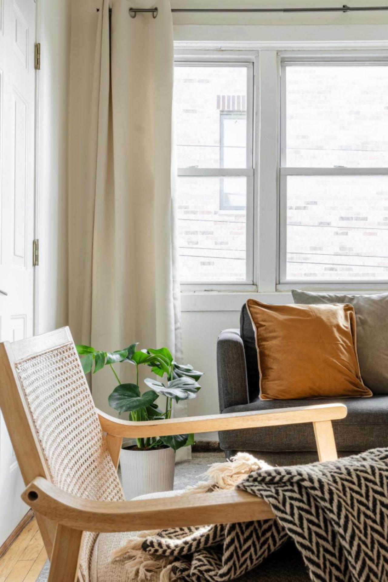 Apartment Sunlit In Lively Wicker-bucktown *