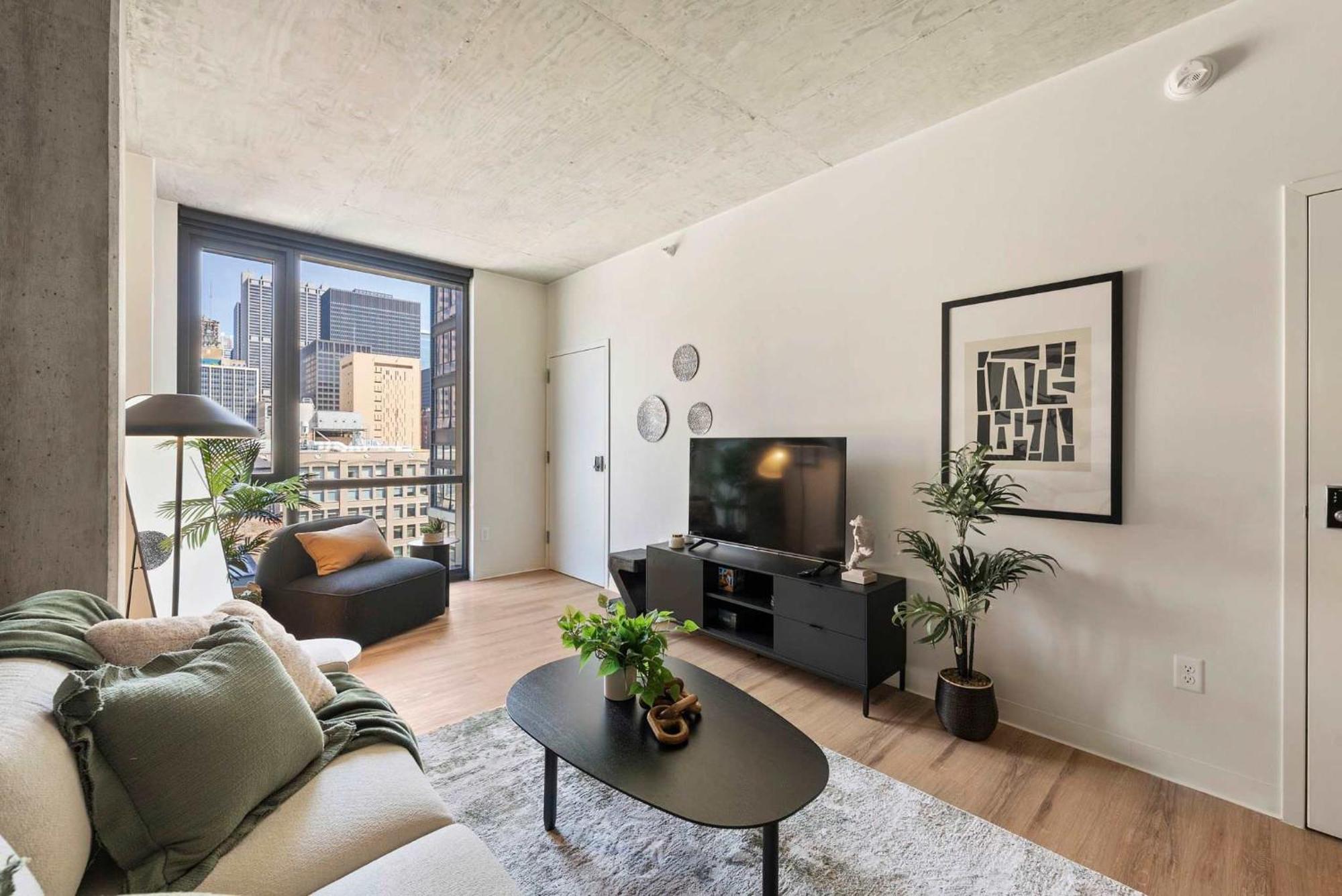Lux 3 Bed 3 Bath High Rise With Gym & Amenities Apartment Chicago