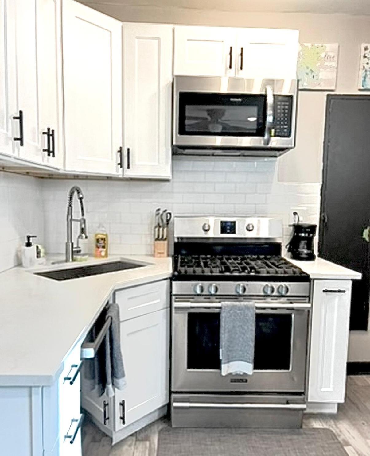 Apartment Quiet 1br, Eat-in Kitchen, Close To Midway Chicago