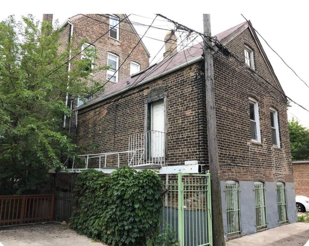 Urban Coach Penthouse - Near Train, Medical District, And Downtown Apartment