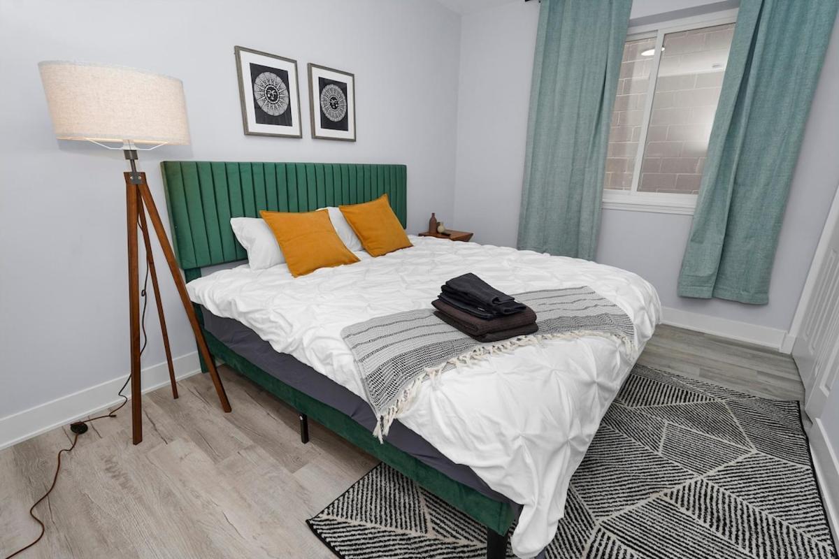 Spacious 3br Family Oasis Sleeps 8 With Free Parking Near Medical District, Douglas Park And Of Illinois Chicago