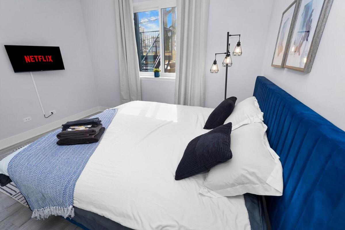 Apartment Spacious 3br Family Oasis Sleeps 8 With Free Parking Near Medical District, Douglas Park And Of Illinois