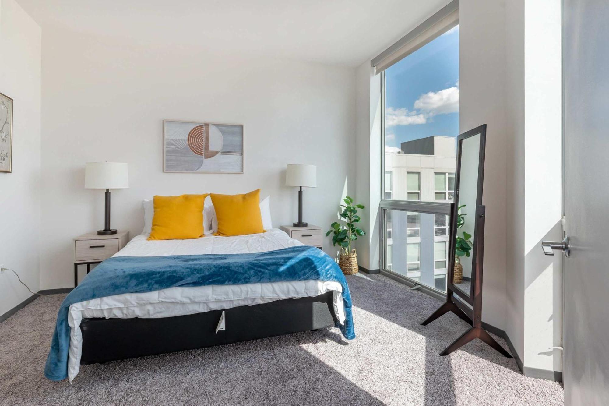 Brand New 2br Escape * Chicago