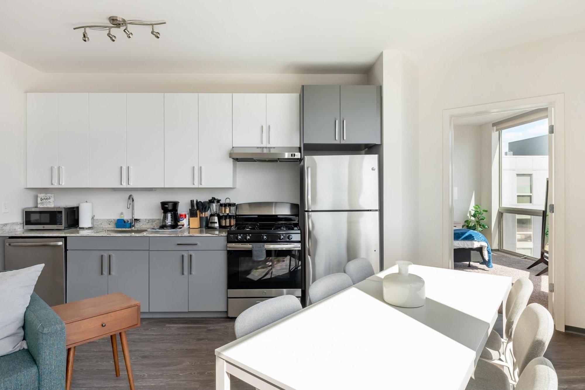 Brand New 2br Escape Chicago