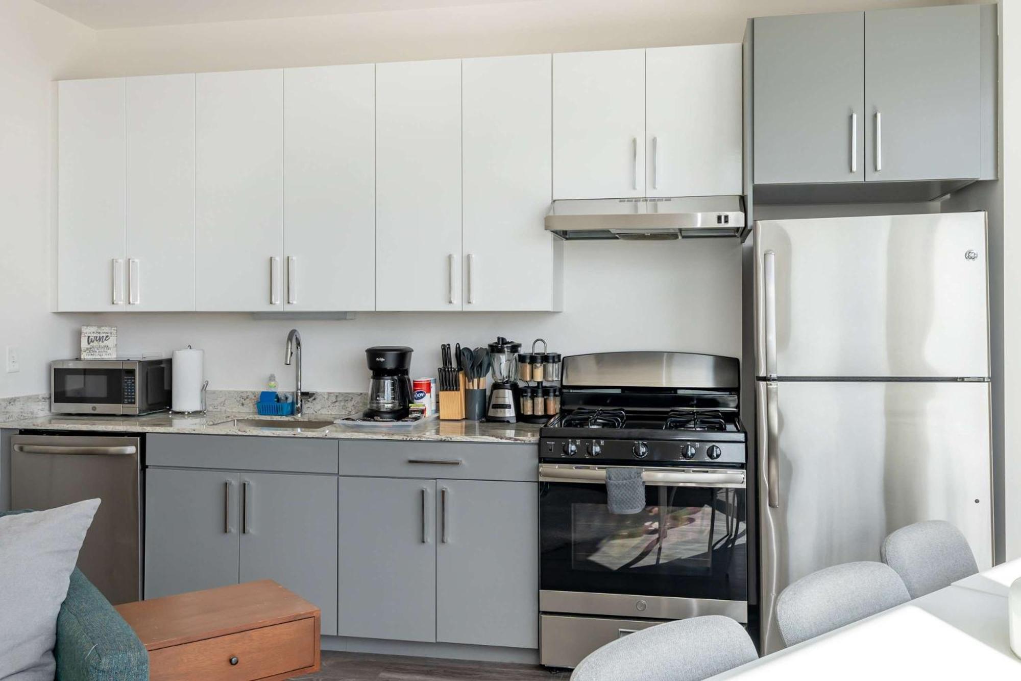 Brand New 2br Escape Apartment *