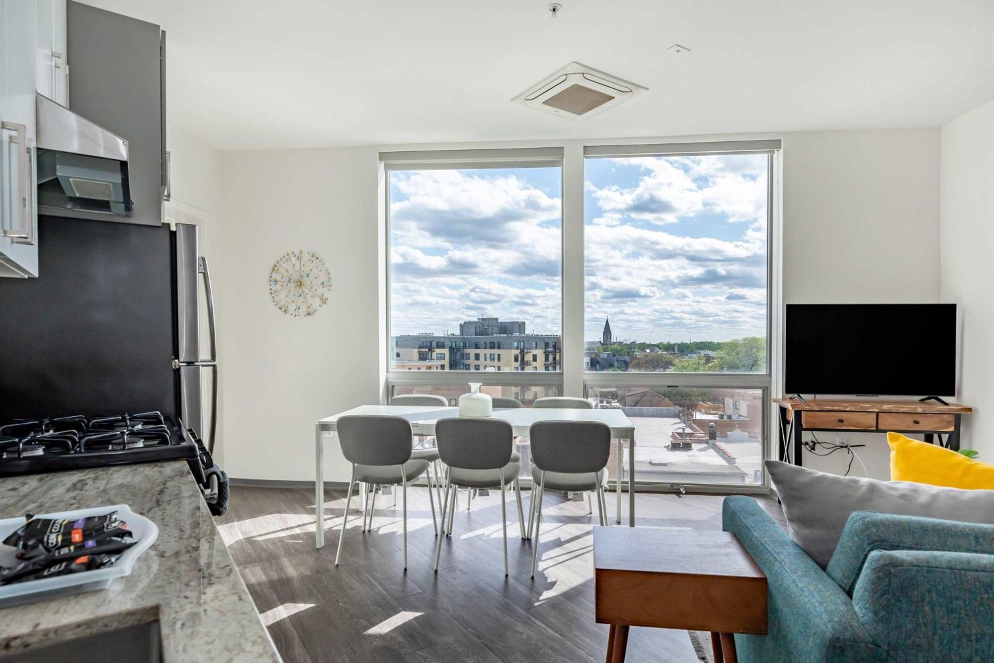 Brand New 2br Escape Chicago