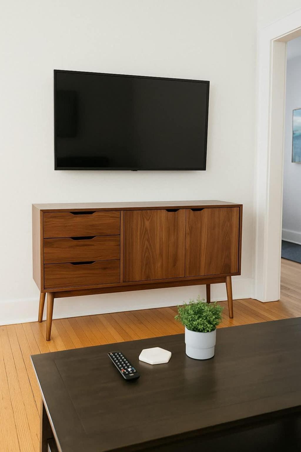 1br Fully Equipped & - Belmont Rep