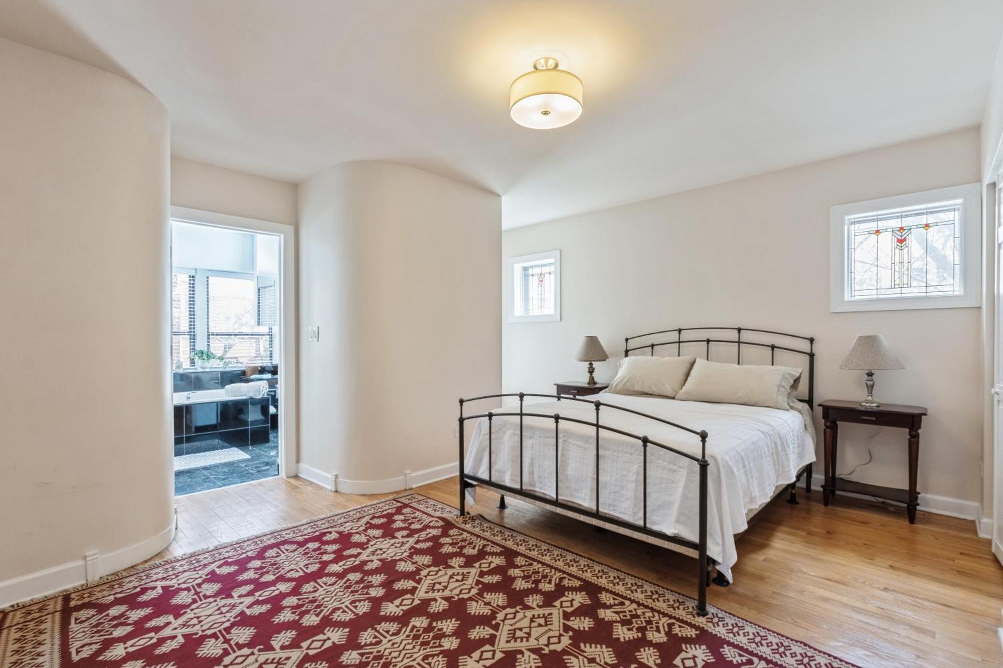 Appartement Wrigleyville Away From Home! 5 Mins From Downtown! Steps From Lake!! Cozy! *
