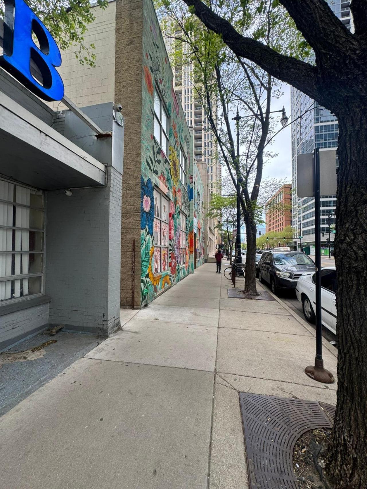 Budget-friendly And Free Coffee Downtown Hotel *