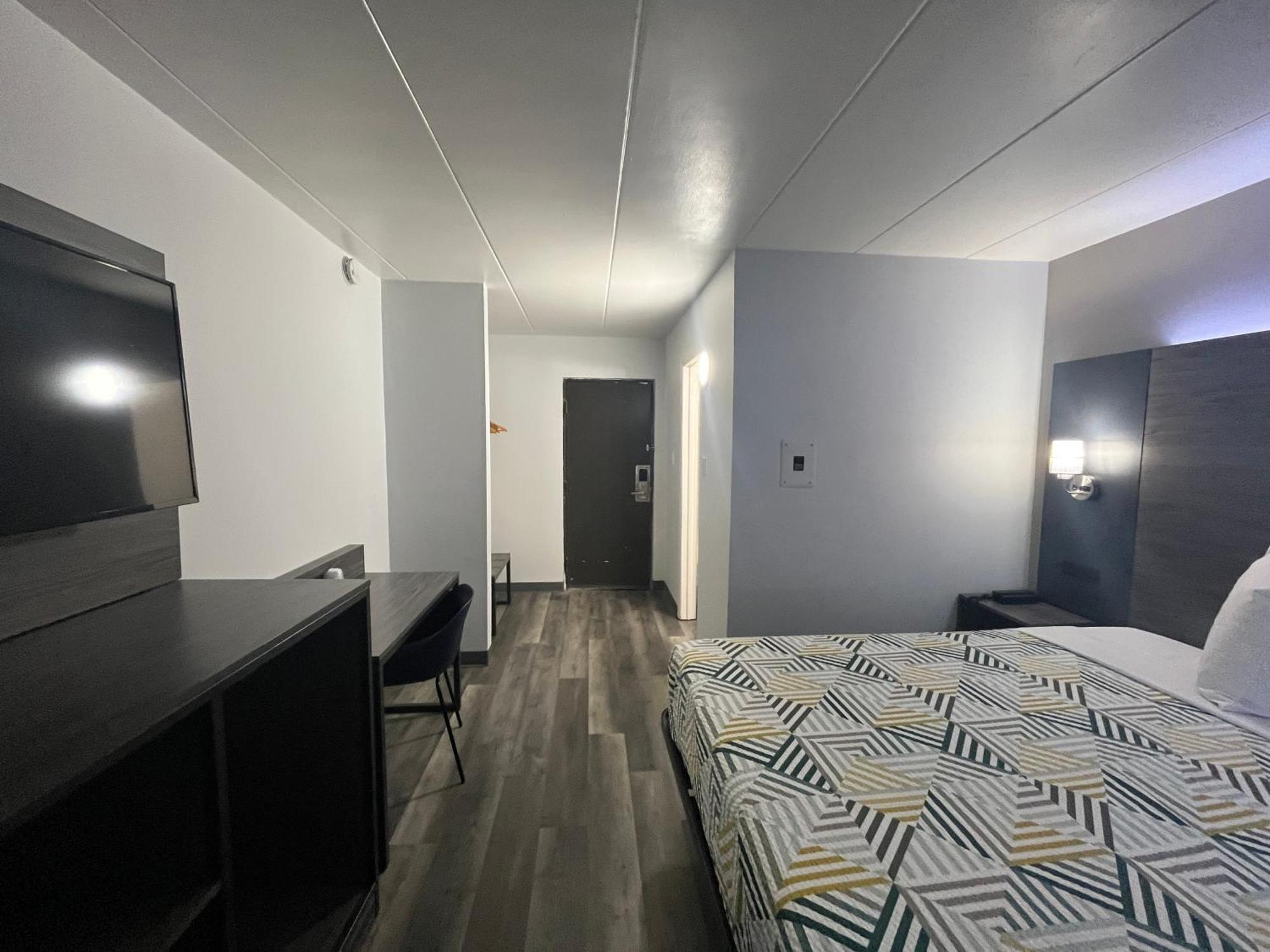 6 Chicago, Il - Halsted Hotel Chicago
