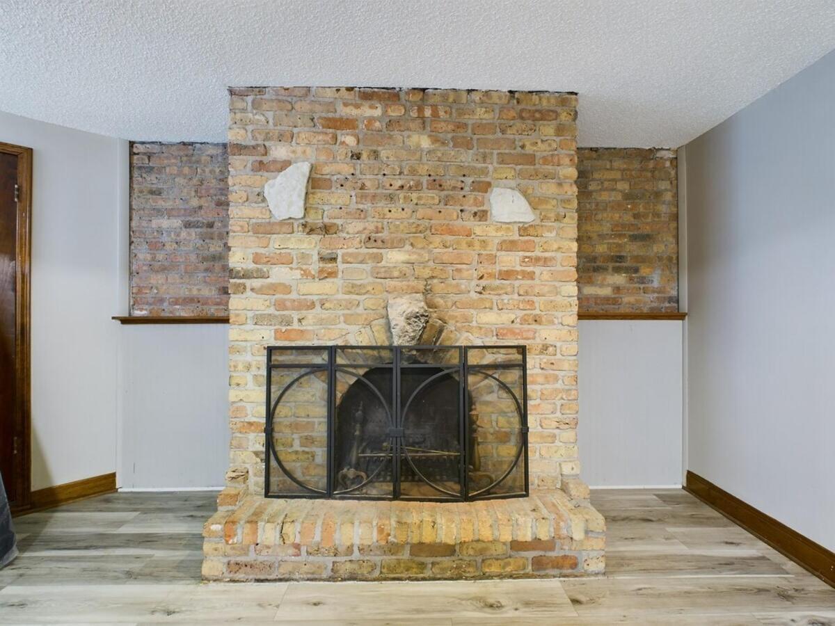 Cubs Clubhouse Retreat Apartment Chicago
