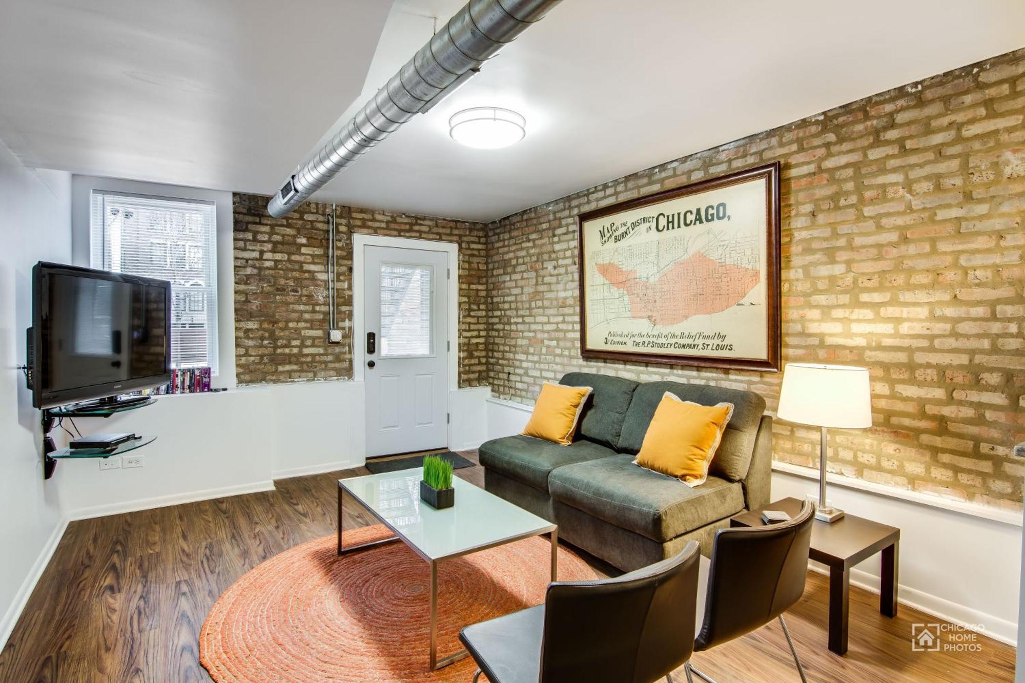 Holiday home Wicker Park 6bd 4ba, Steps From Cta, Parking Incl *