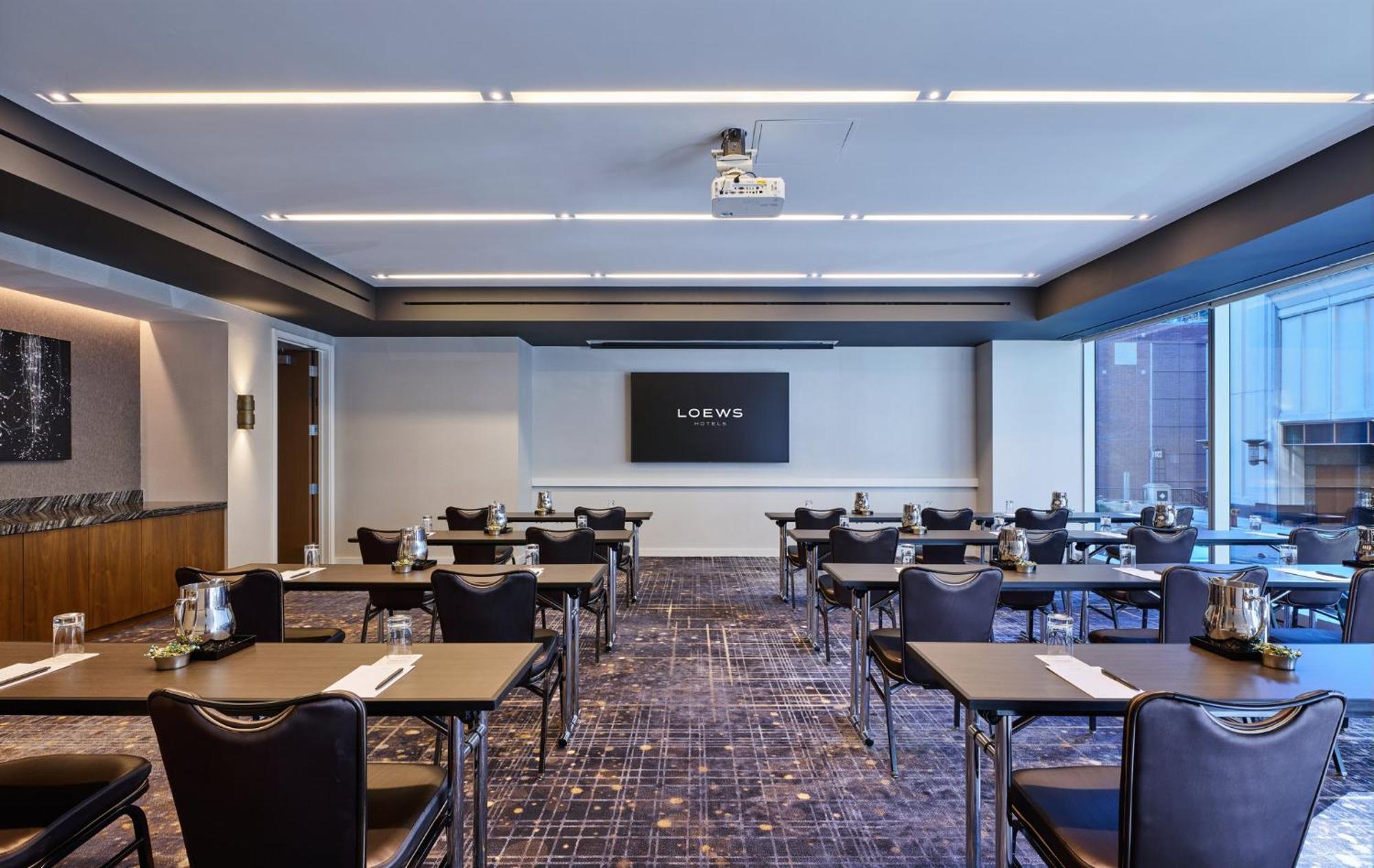 Hotel Loews 4*