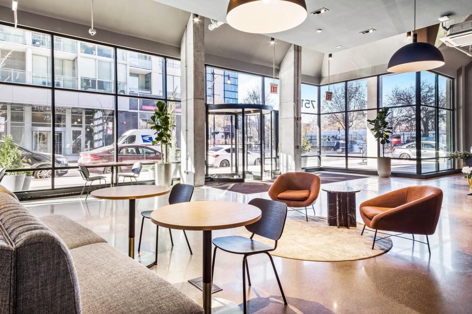 River North 1br W Pool Fitness 1 Block To L Chi-1039