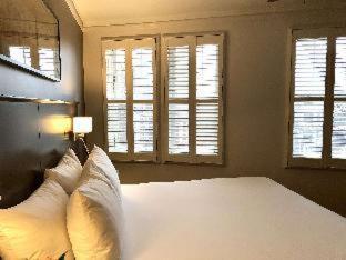 Western Hawthorne Terrace Hotel Chicago