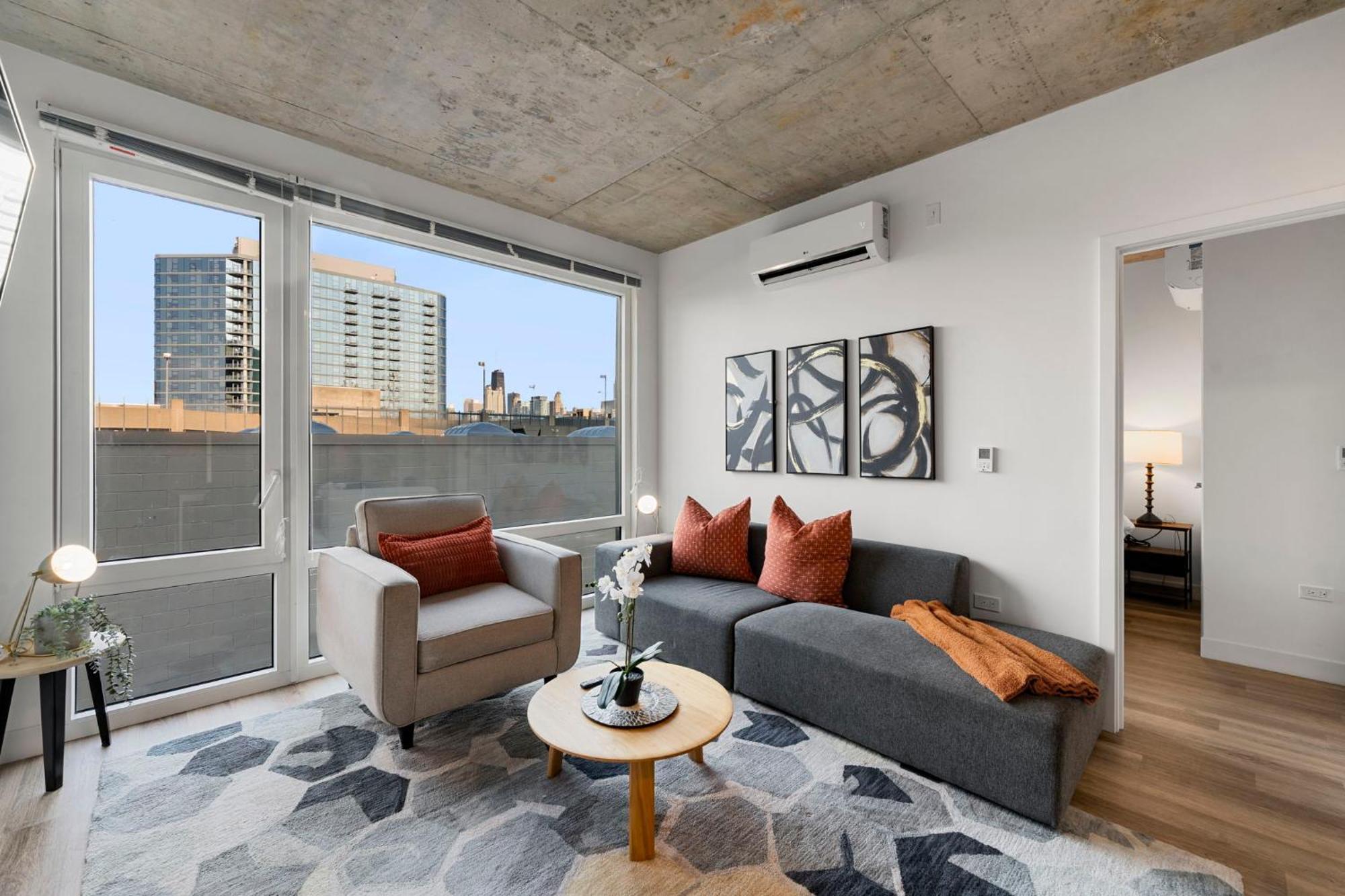 Corporate-friendly 4br Stylish & Hotel