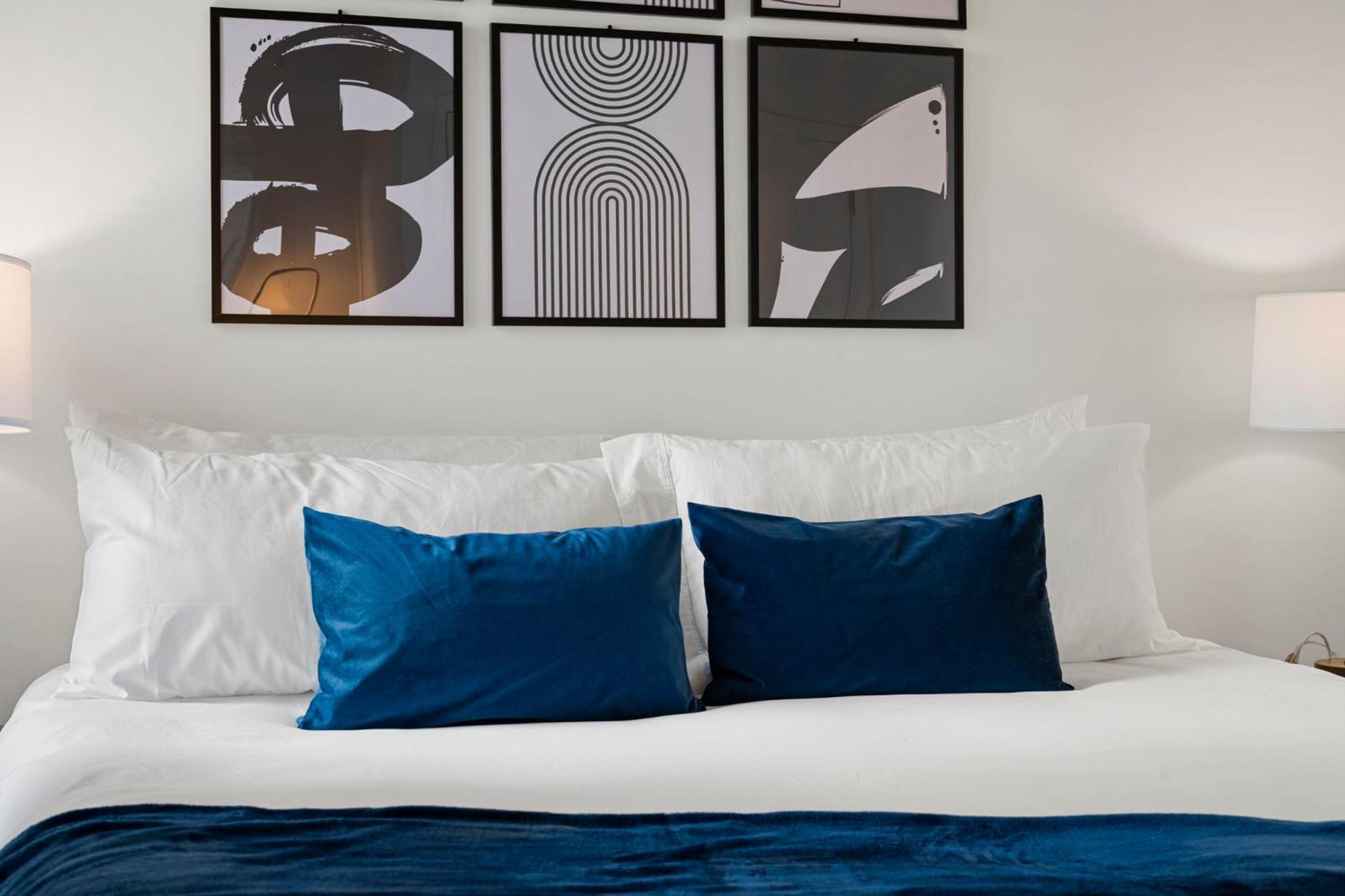 Corporate-friendly 4br Stylish & *