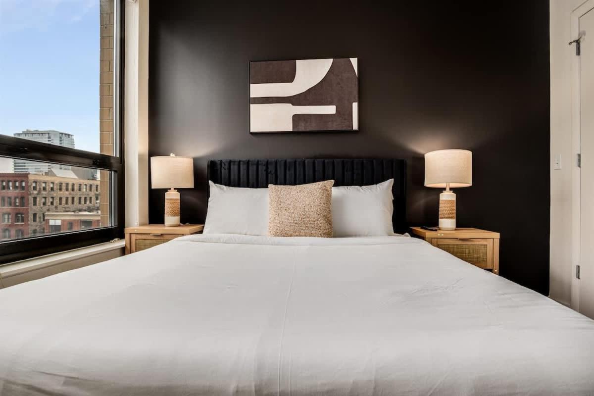 Boulevard 5 Mins To Riverwalk & Mag Mile 03 Apartment *