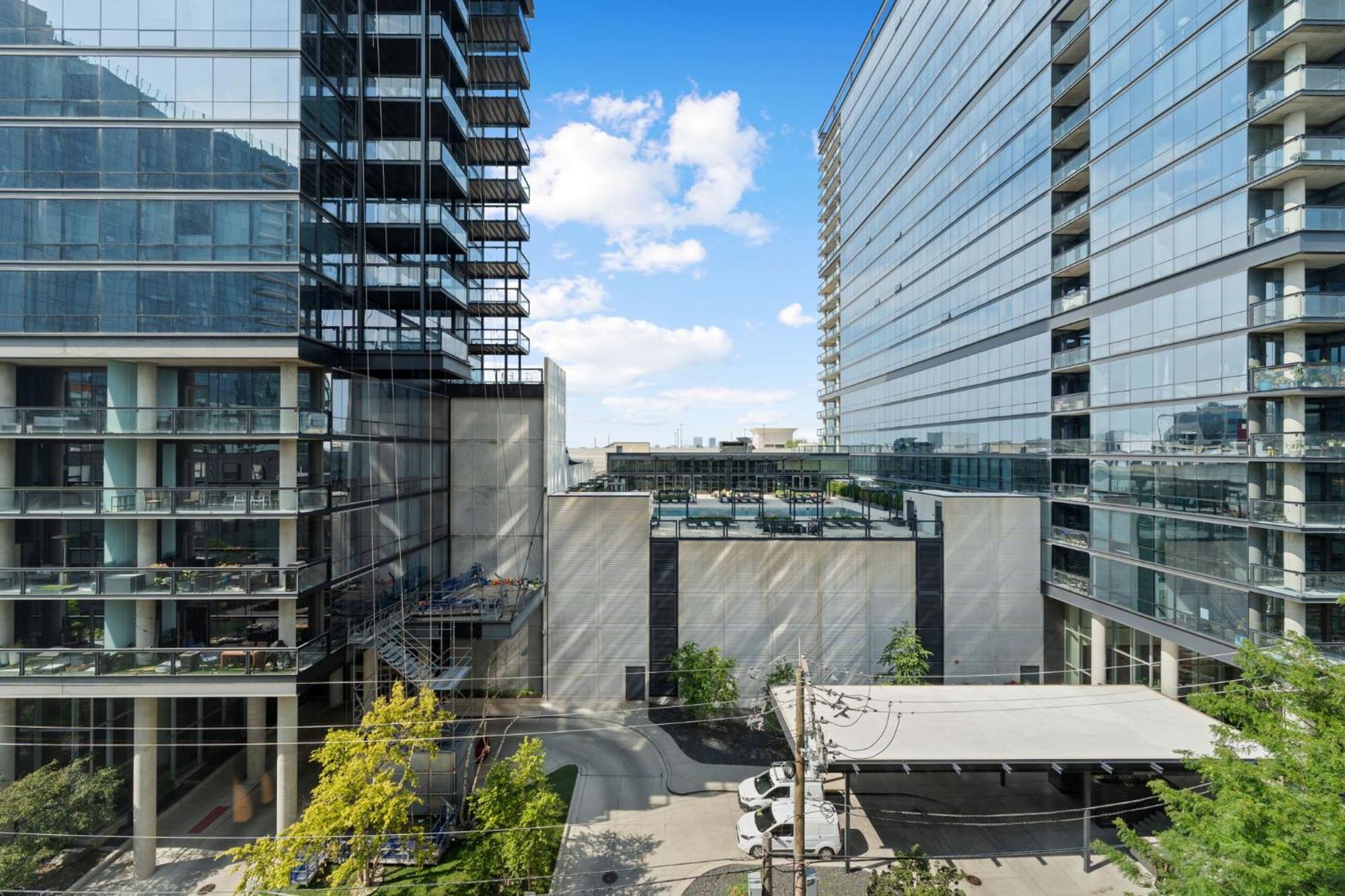3br Escape Bright Sleek Spacious Hotel