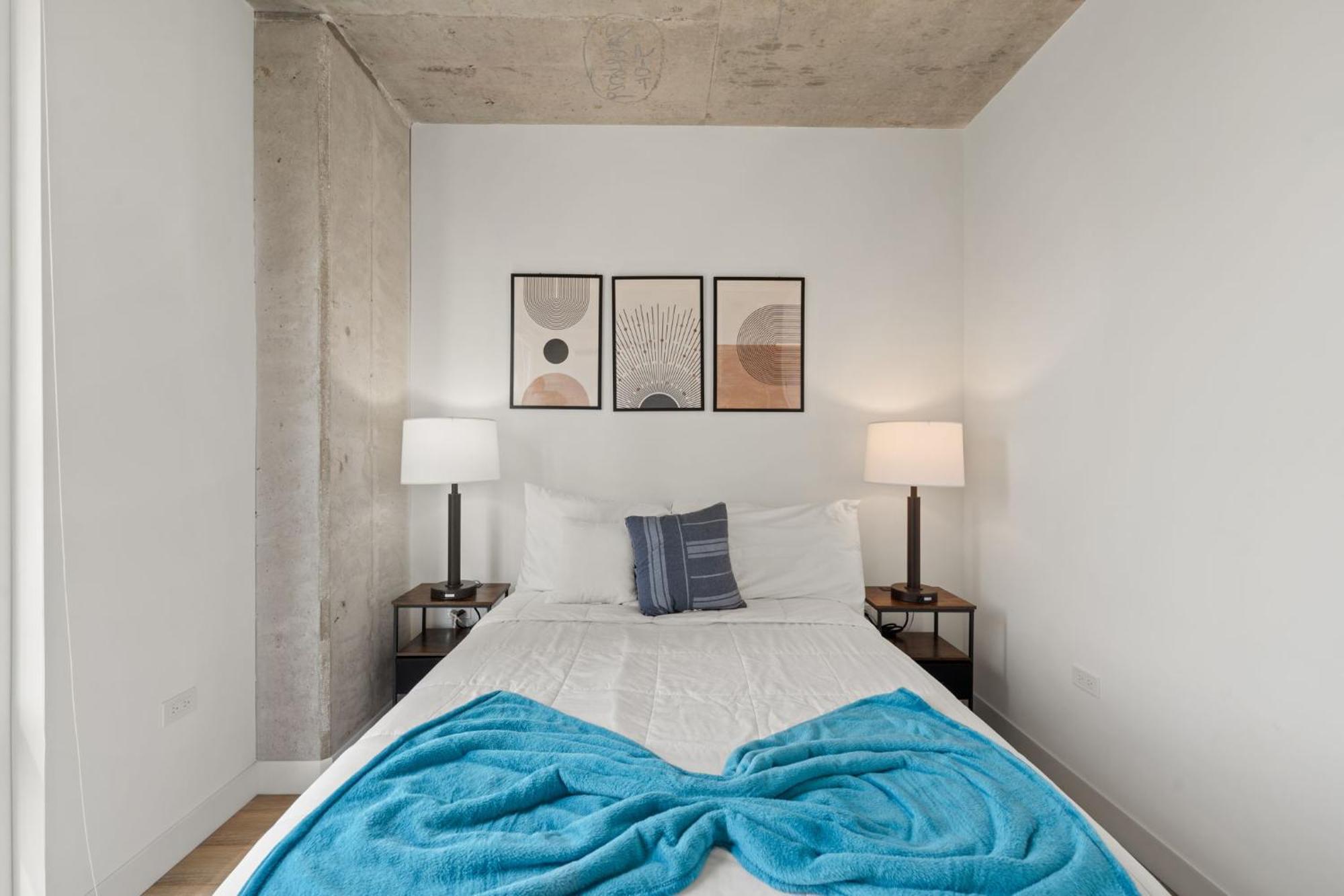 3br Escape Bright Sleek Spacious Hotel *