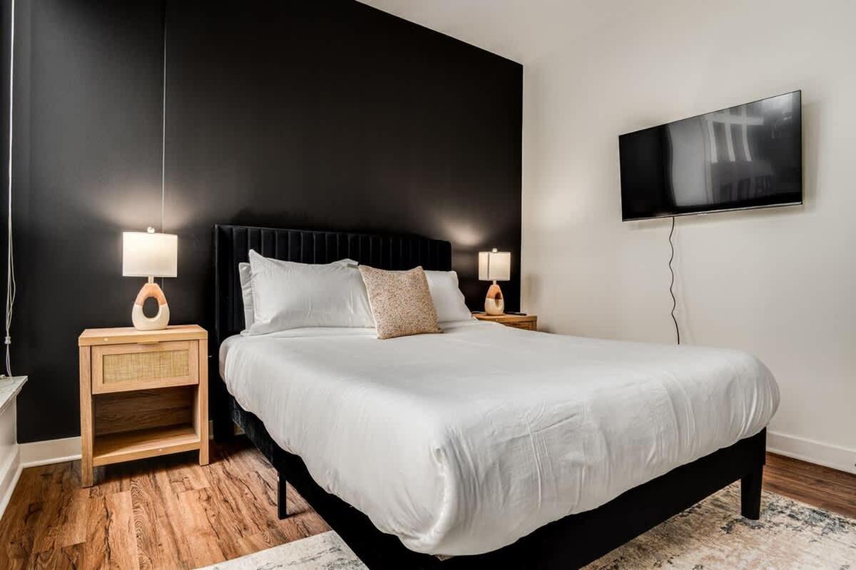 Apartment Boulevard Walk Everywhere 5 Mins To Magnificent Mile River North 02 Chicago