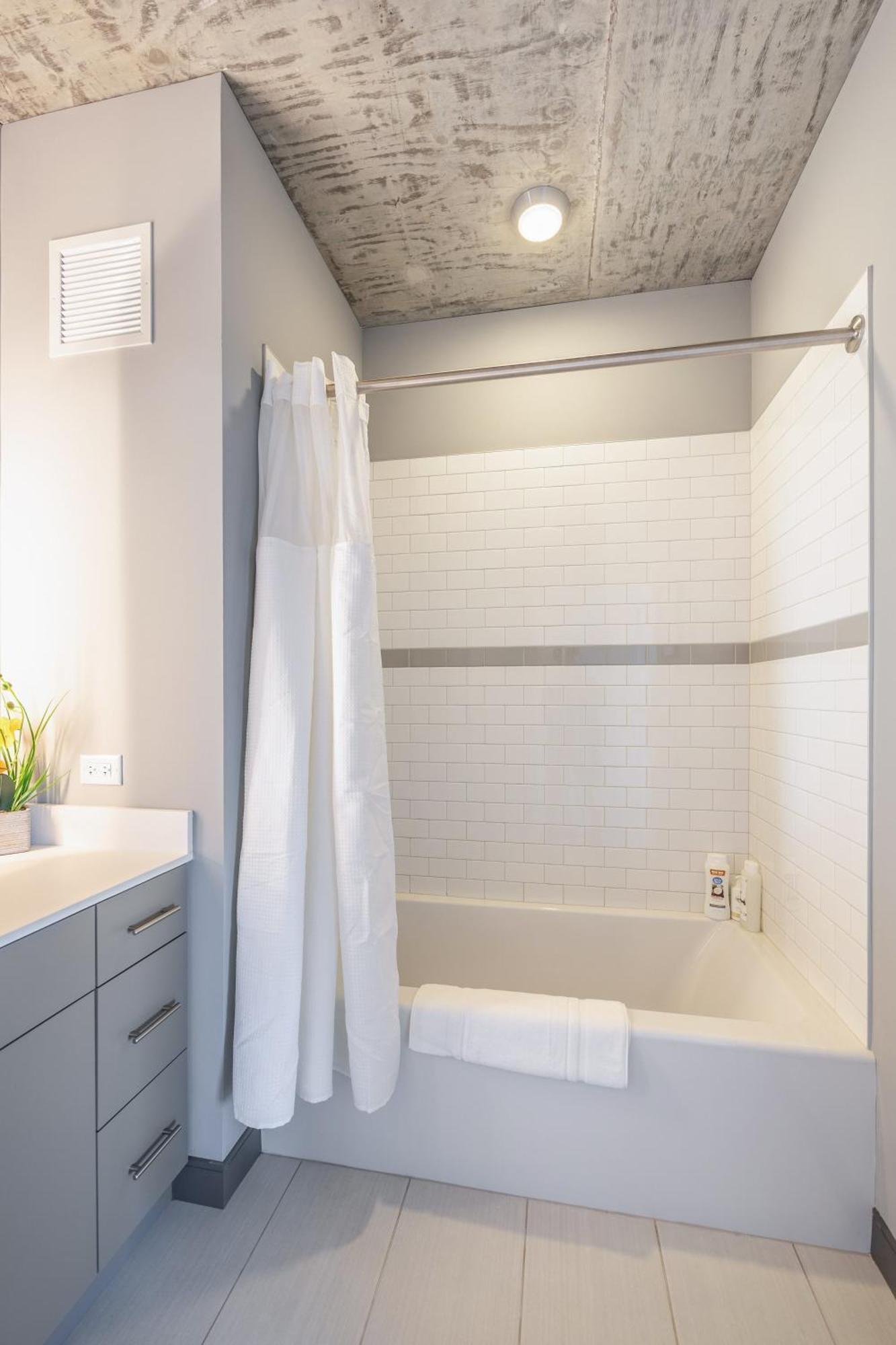 Apartment Bright & Modern 2br Perfect Escape *