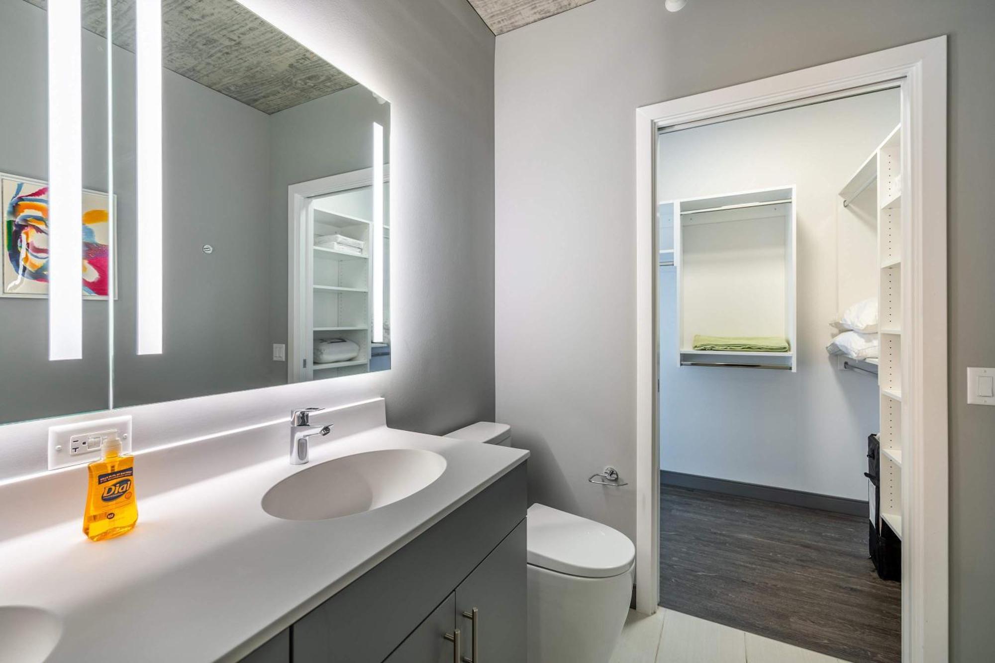 Bright & Modern 2br Perfect Escape *