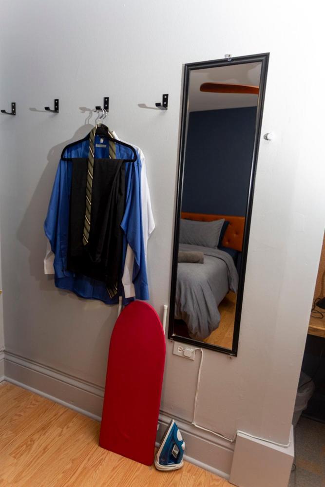 Parthenon Hostel *
